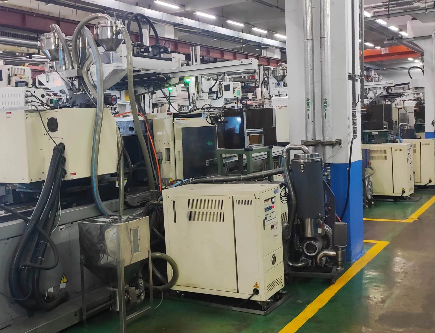 Injection molding machine
